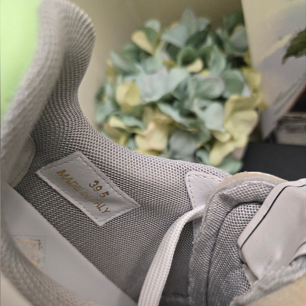 Versace Medusa Insignia Leather Sneakers W Box Women Size 9.5 Men 8 - Picture 6 of 15